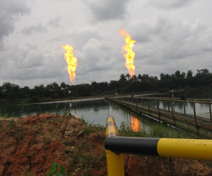 Nigeria oil spill at Shell facility threatens livelihoods amid ongoing litigation
