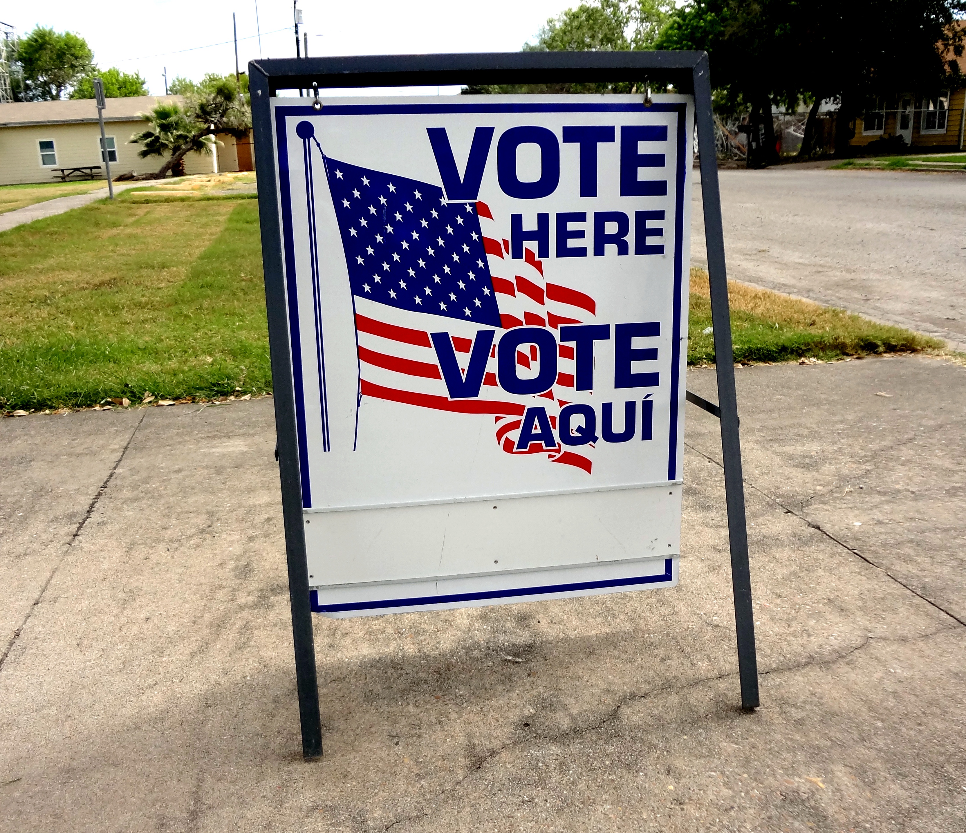 Texas Republicans ask federal judge to throw out 100,000 curbside ballots