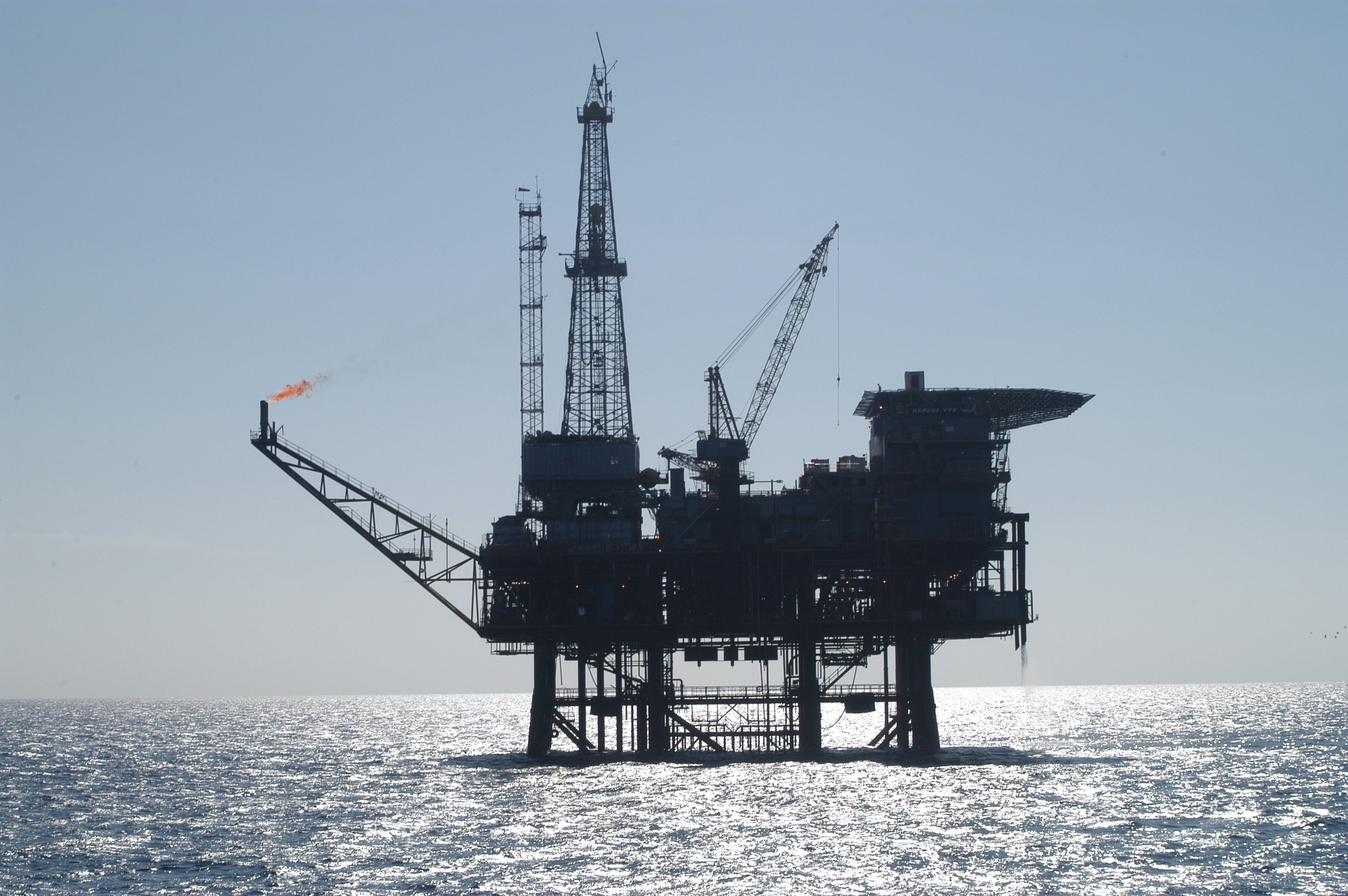 Federal judge allows South Carolina lawsuit over offshore drilling to proceed