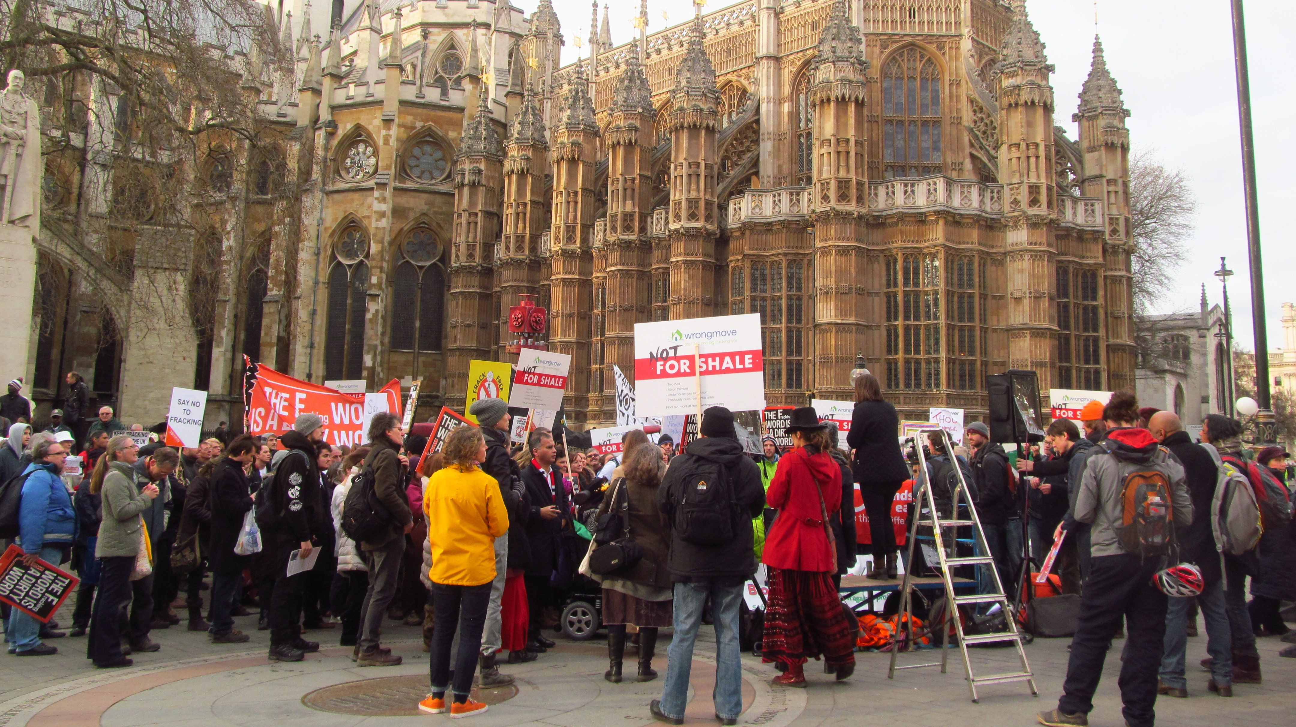 UK appeals court quashes &#8216;excessive&#8217; sentences for fracking protesters