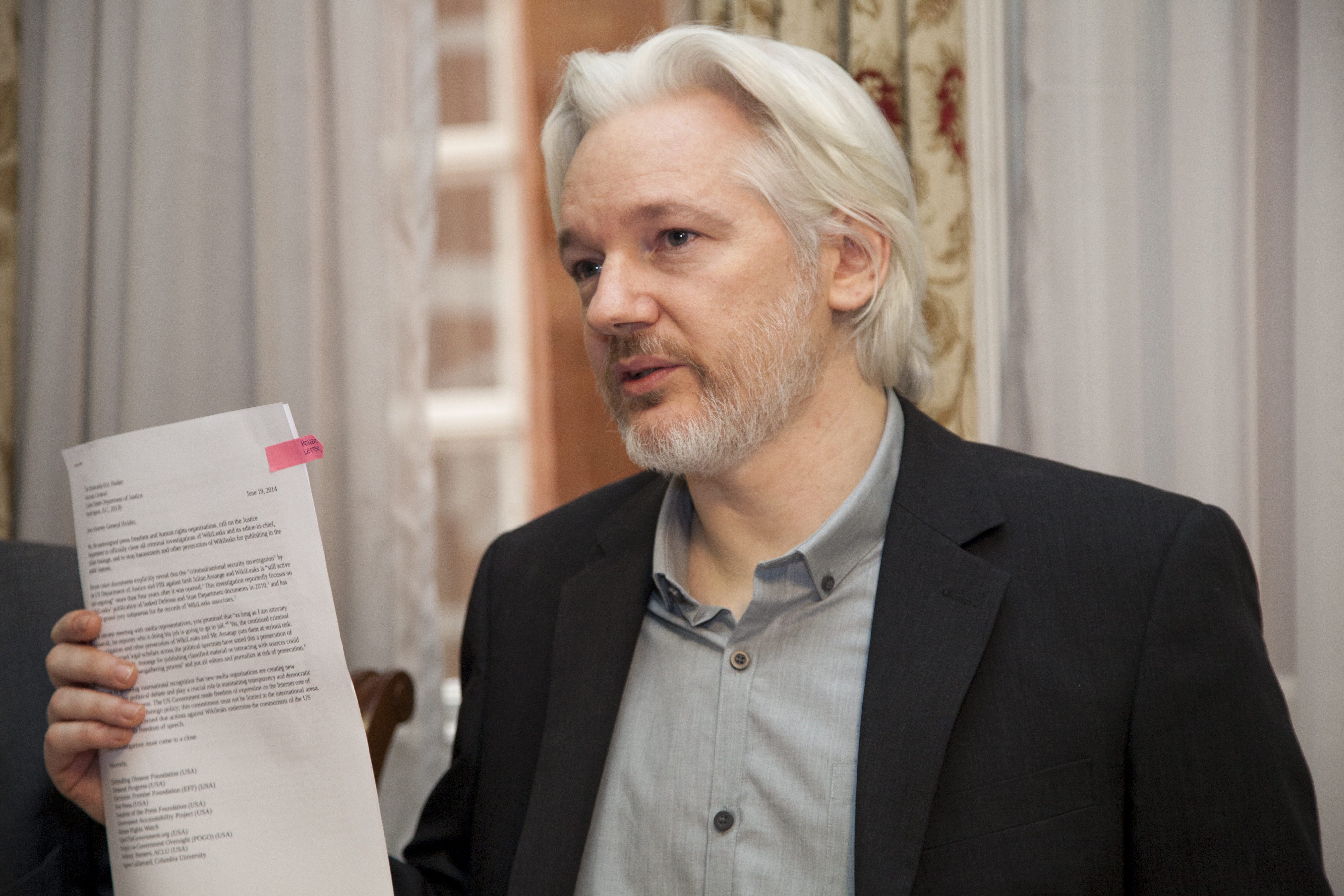 UK Home Secretary approves Assange extradition to US