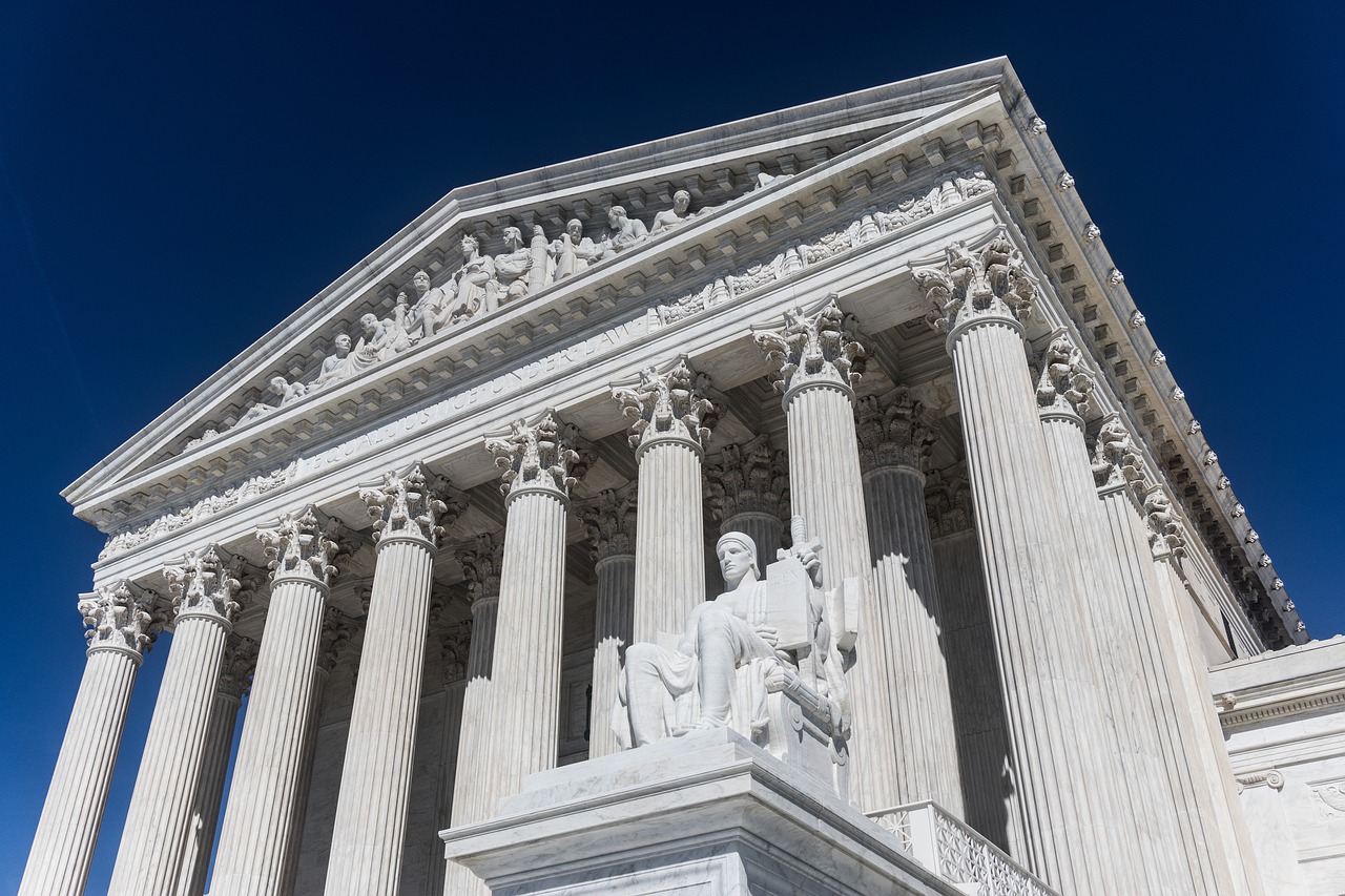 Supreme Court hears arguments in Fifth Amendment takings, liquor license cases