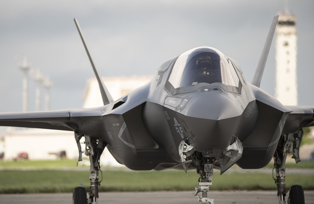 Netherlands human rights groups challenge F-35 fighter jet parts export to Israel