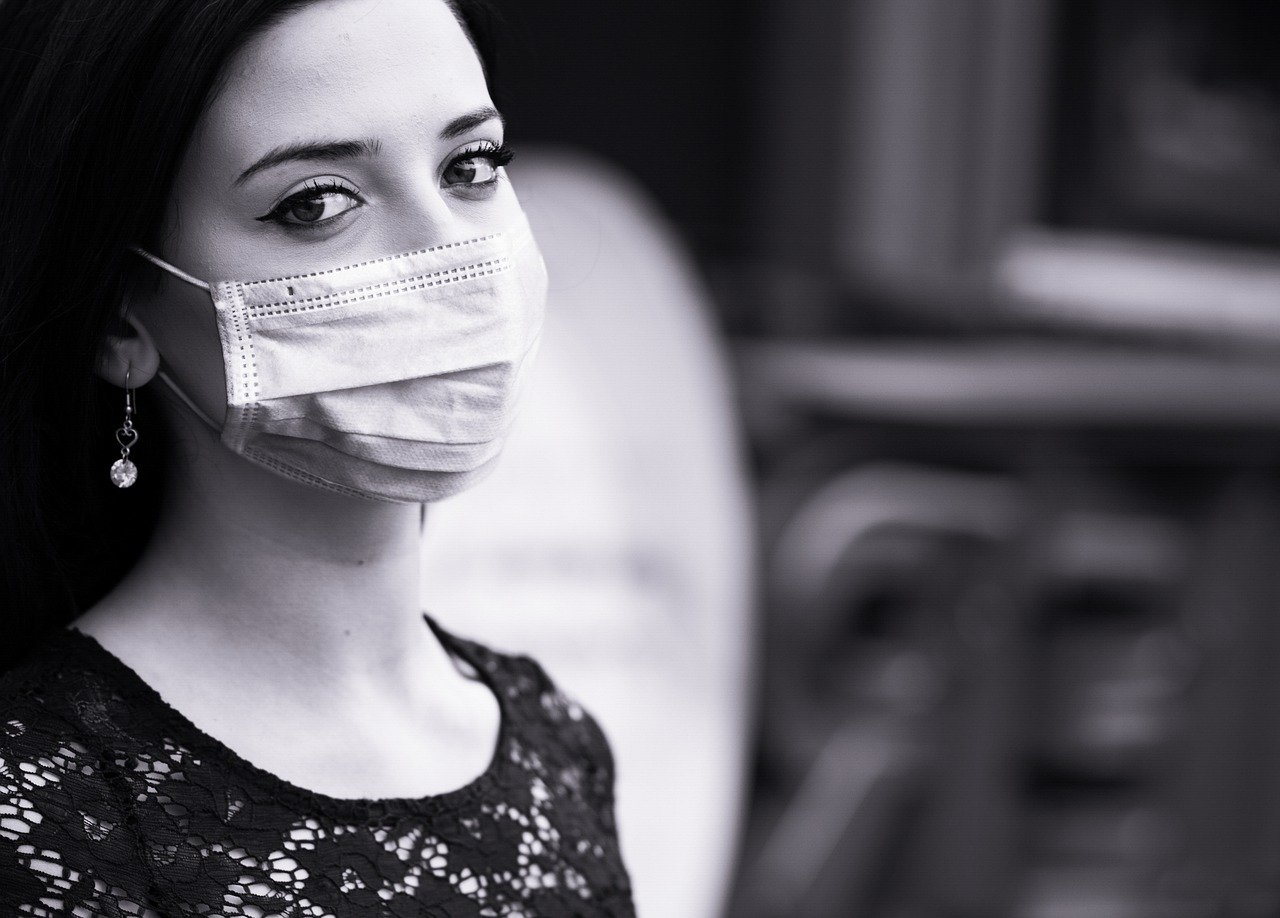 Georgia governor suspends anti-mask statute amid COVID-19 pandemic
