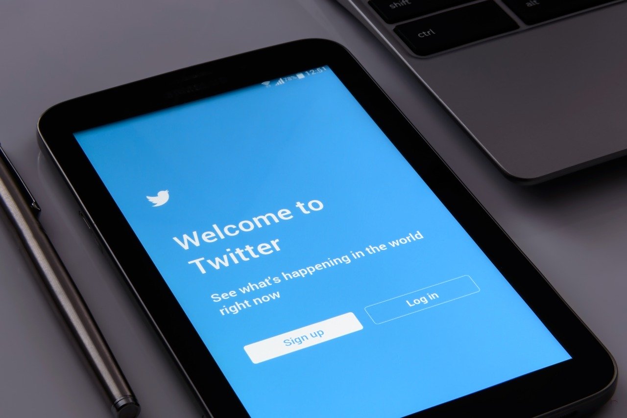 Ireland Data Protection Commission fines Twitter €450,000