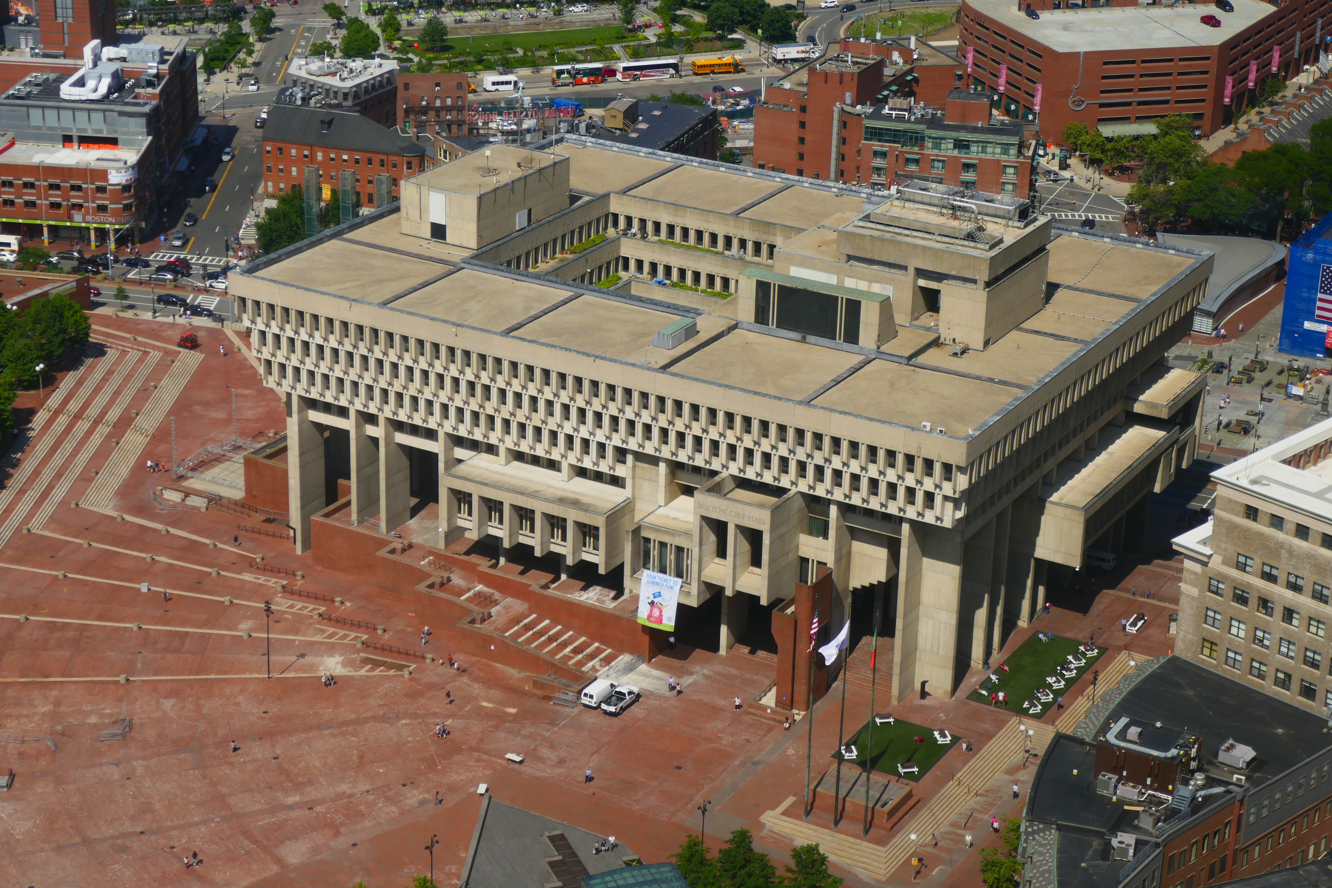 Federal appeals court rules Boston can refuse to fly religious flag at city hall