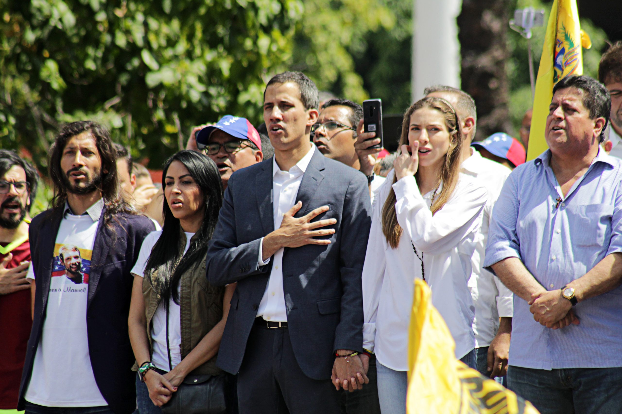 Venezuela opposition dissolves government of interim president