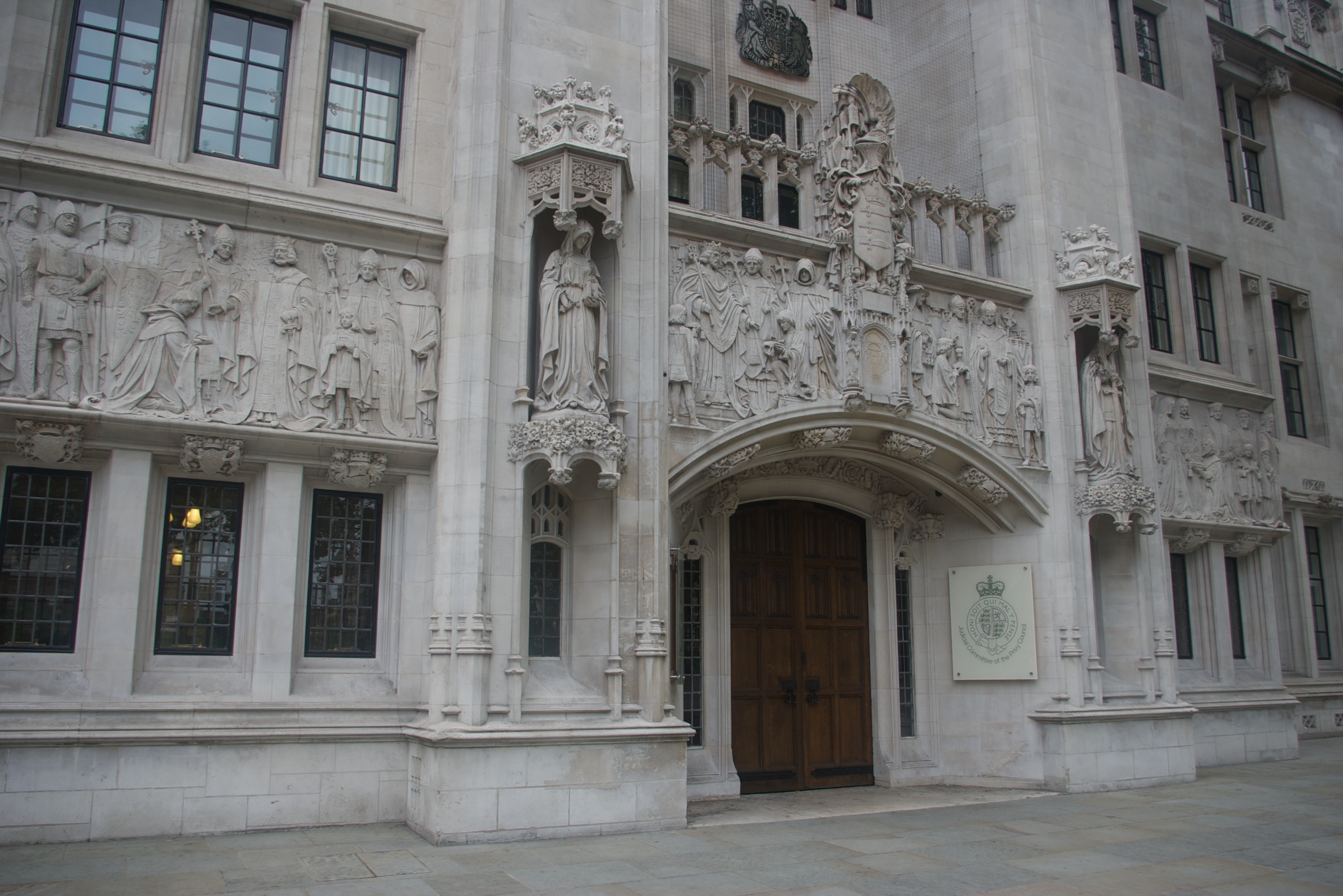 UK Supreme Court rules criminal suspect has reasonable expectation of privacy