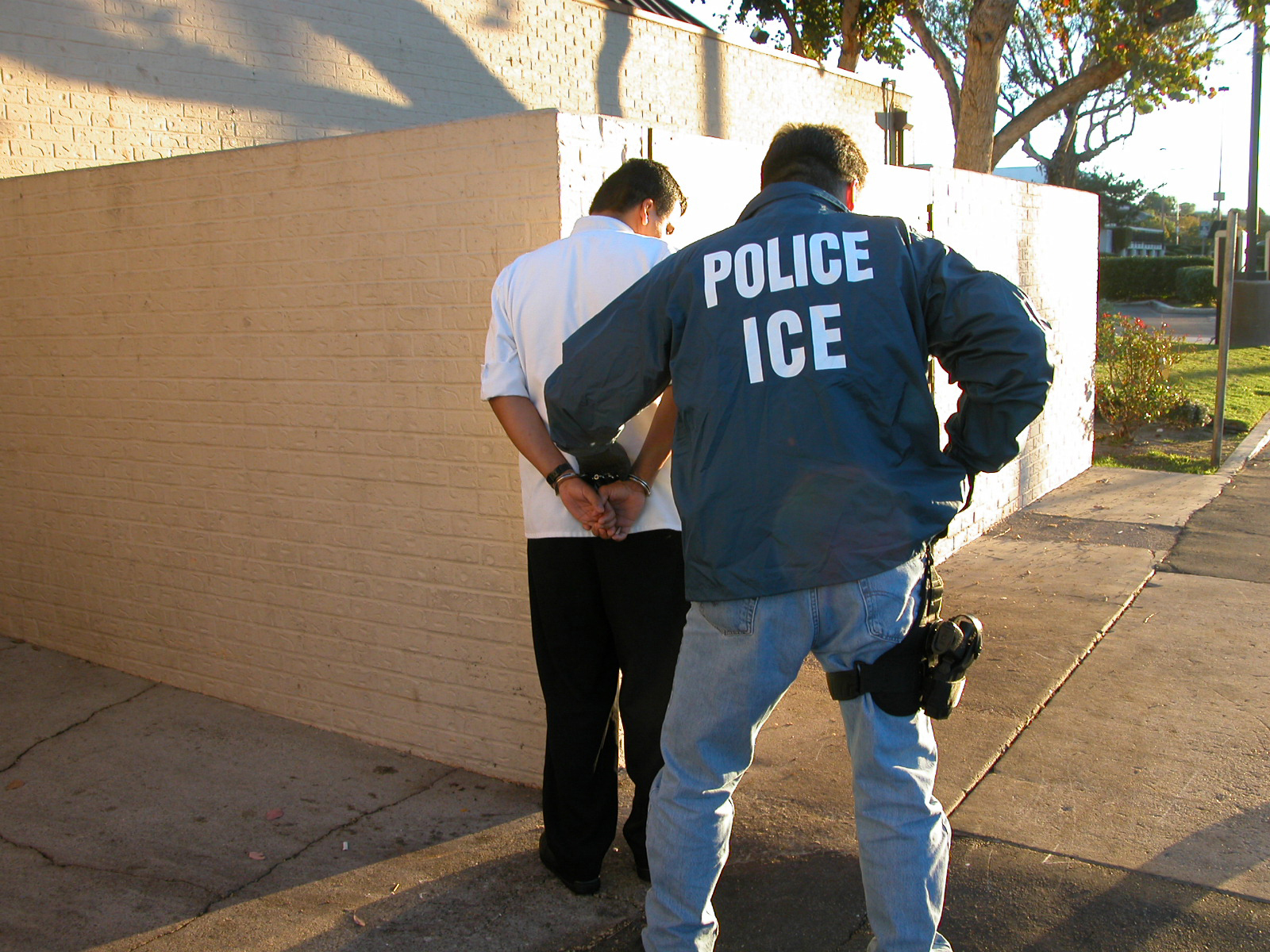 DHS issues new immigration guidance reversing 100-day deportation freeze