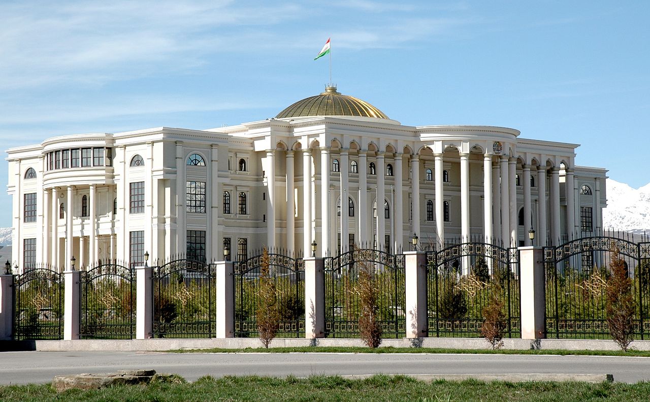 Tajikstan prosecutor seeks 7 years in prison for online journalist