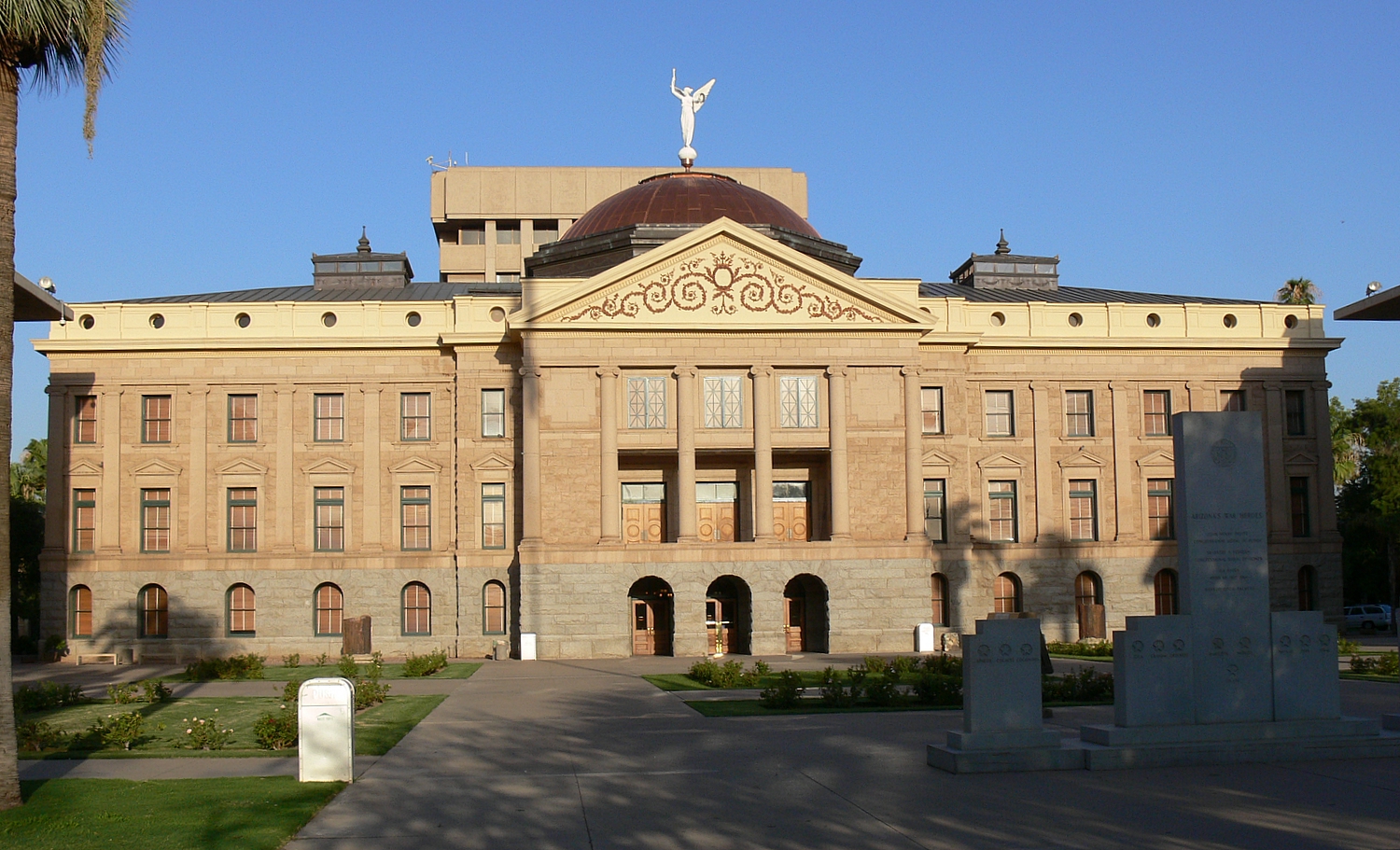 Arizona Senate committee approves 15-week abortion ban