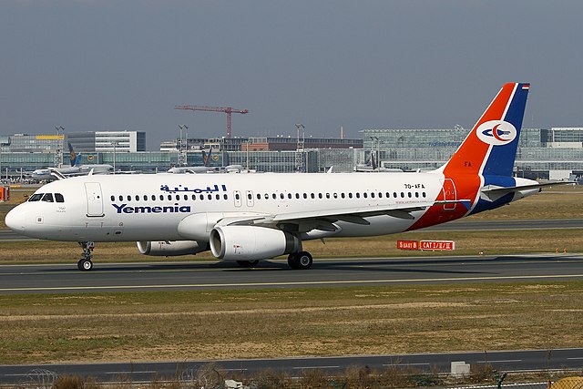 Lone survivor of Yemenia Airways crash attends French criminal trial