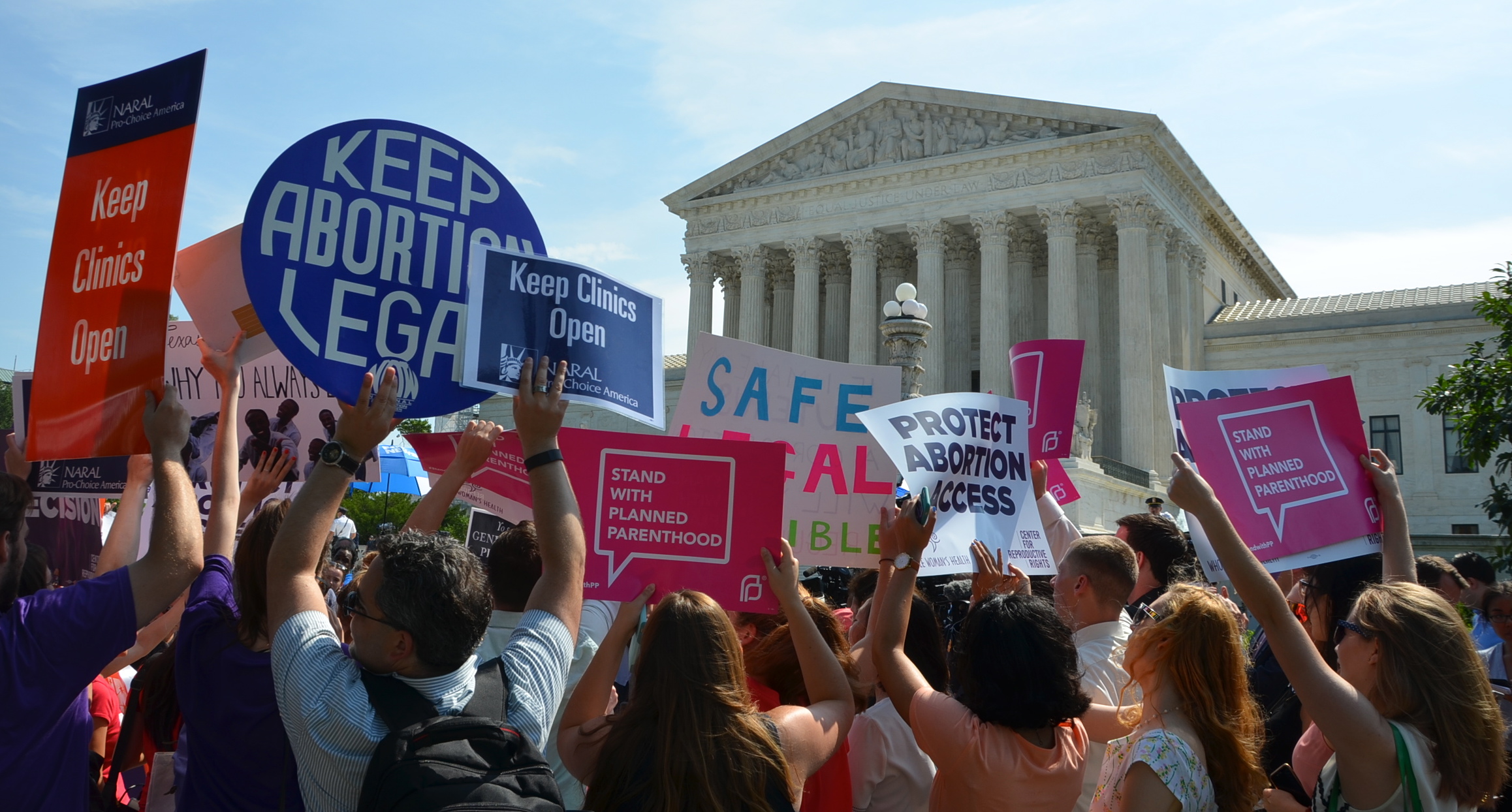 Texas judge blocks enforcement of state&#8217;s abortion ban