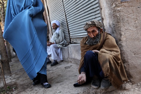 Afghanistan dispatch: &#8216;Kabul is being turned to a city of beggars&#8217;