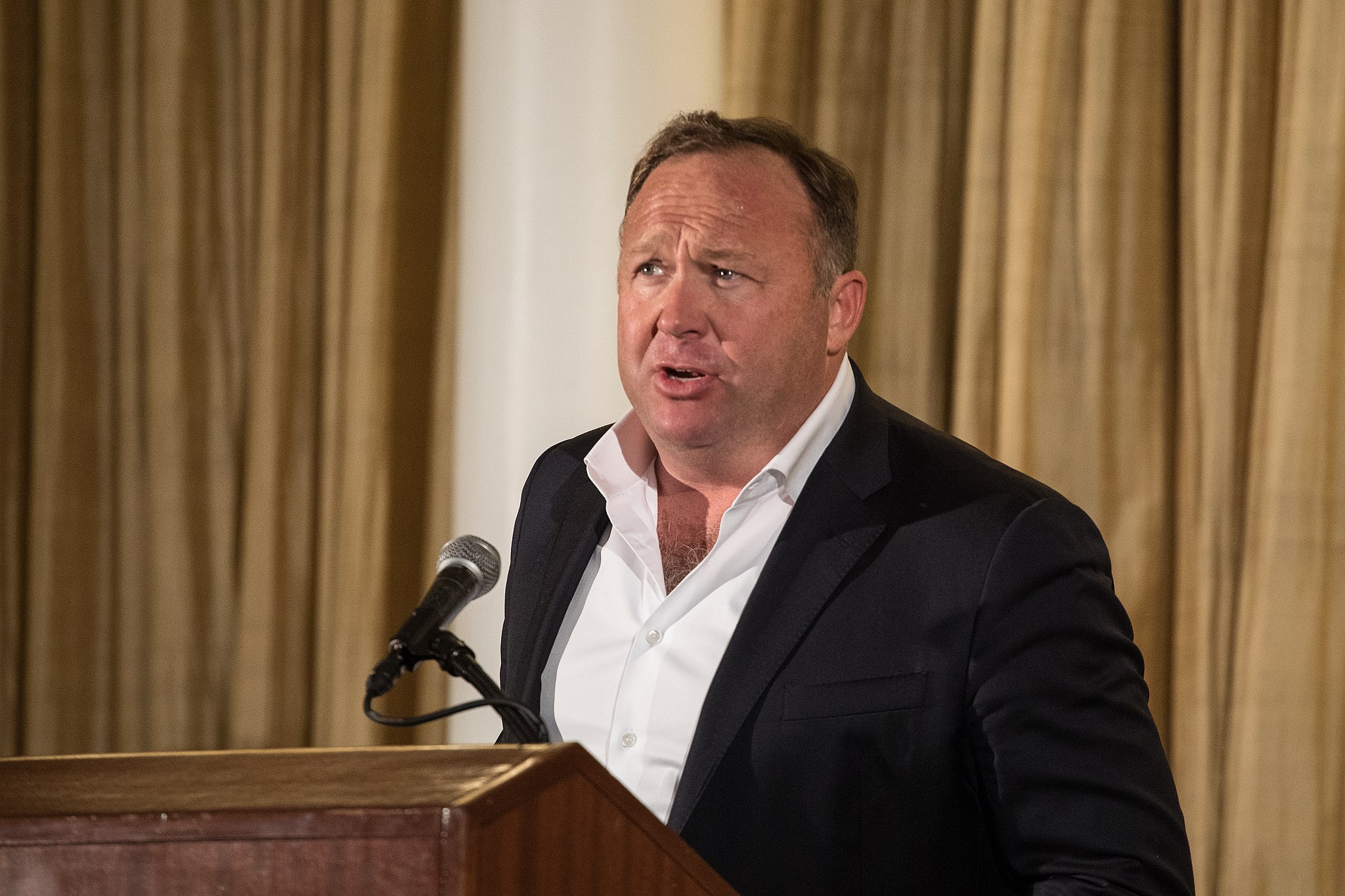 Conspiracy theorist Alex Jones files for bankruptcy after Sandy Hook verdicts