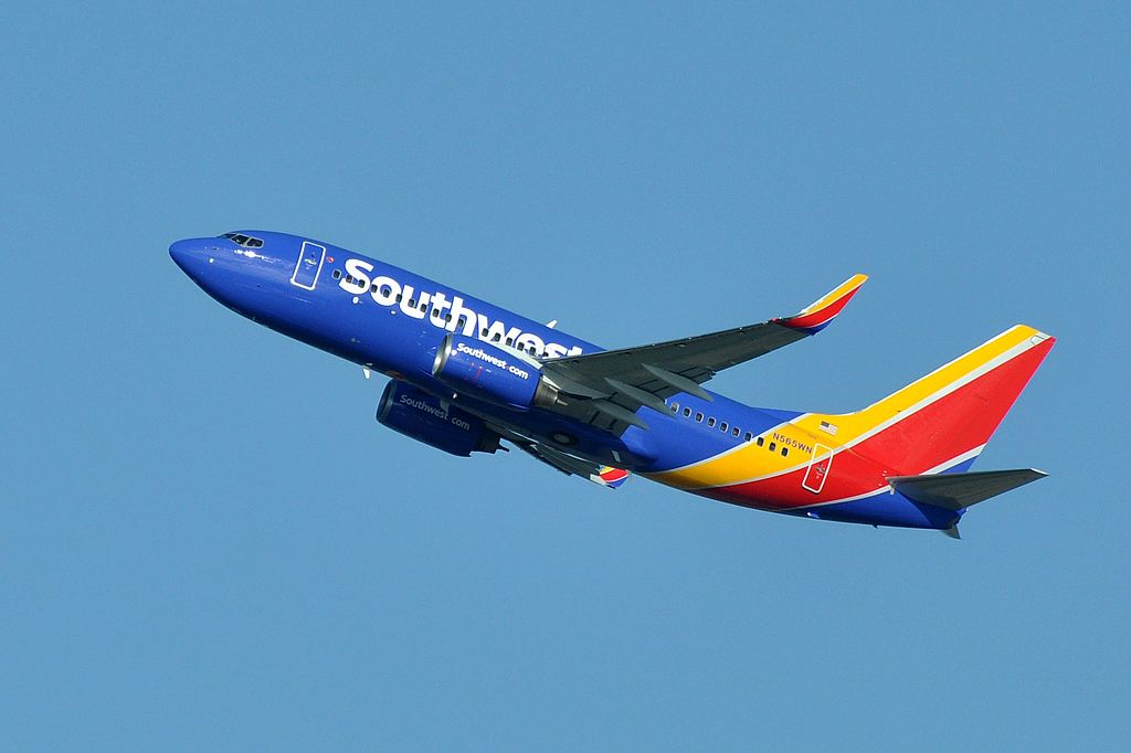 Passenger sues Southwest Airlines for failing to refund holiday flight cancellations