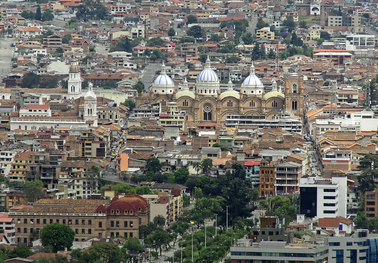 Ecuador declares state of emergency following gang leader prison breakout