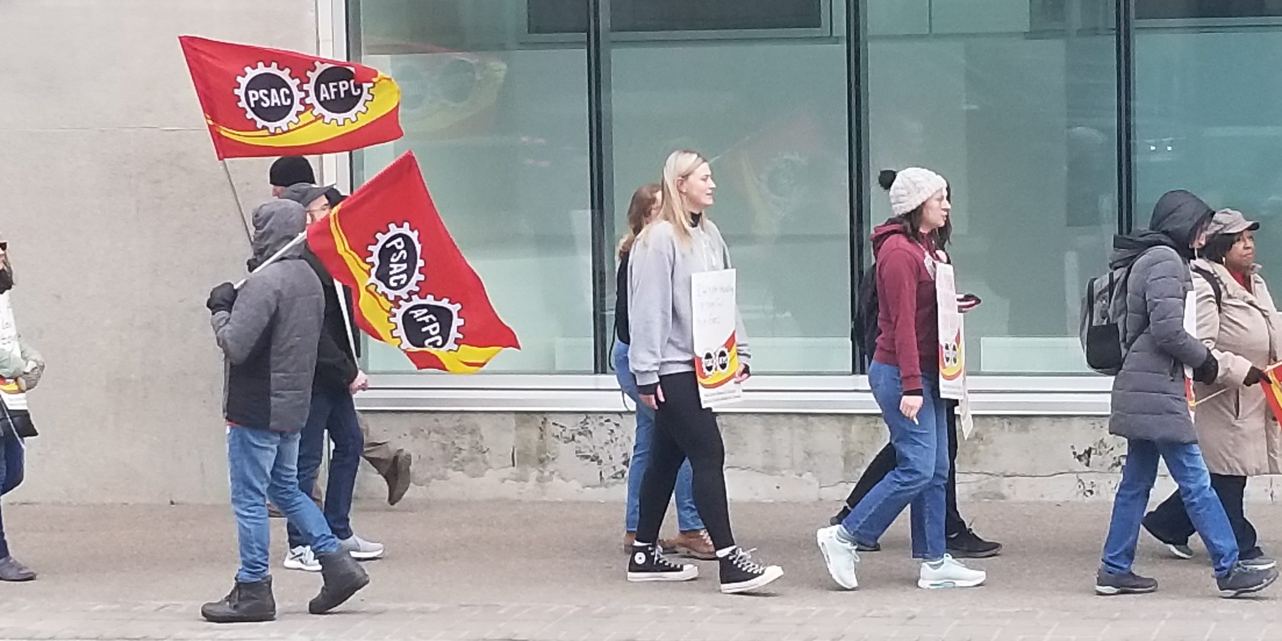 Canada Treasury Board and union agree to end strike but revenue agency workers stay on picket lines as tax returns come due