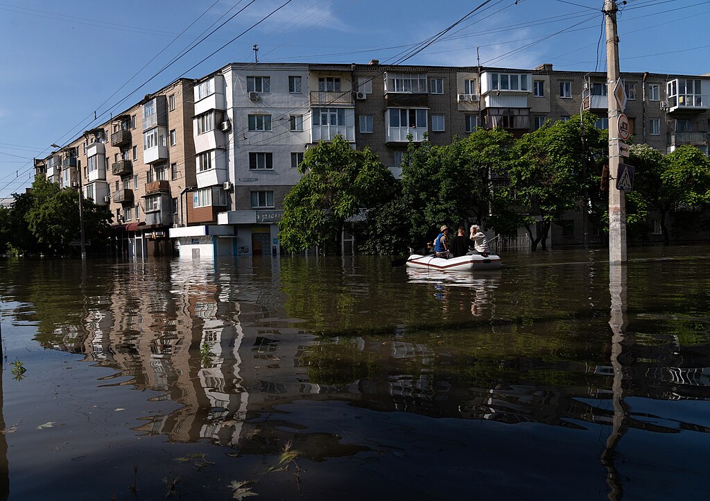 UN urges Russia to allow aid workers into Ukraine dam collapse area