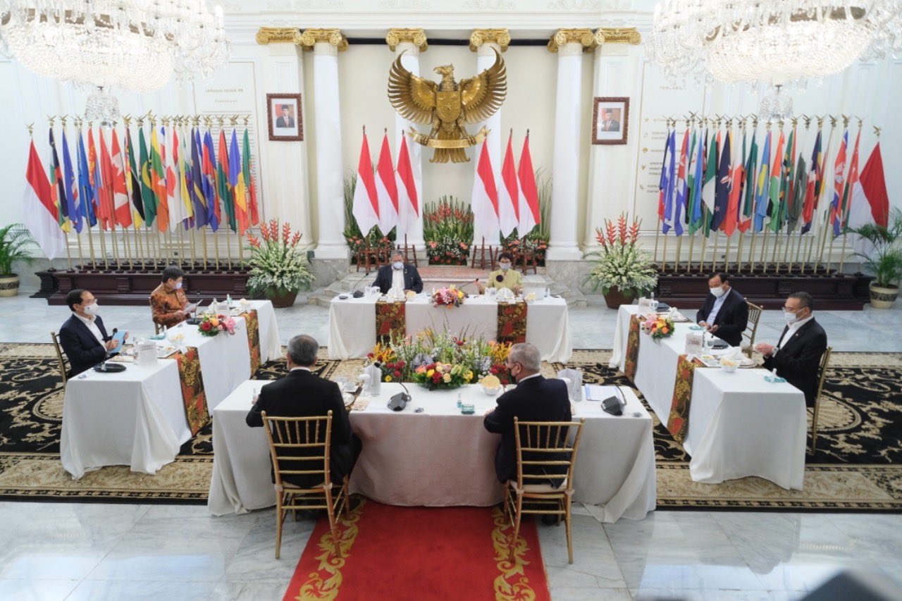 ASEAN leaders condemn continued violence in Myanmar, reaffirm commitment to peace plan