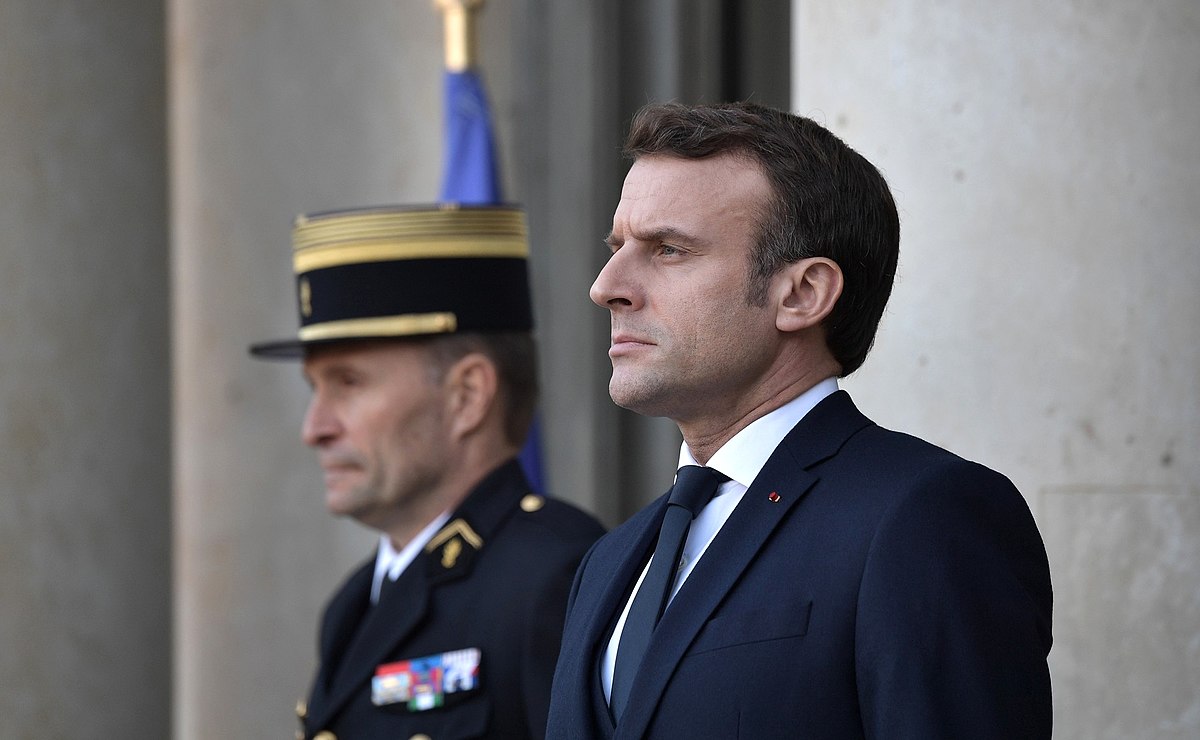 France President Macron deploys 7,000 soldiers following teacher&#8217;s killing in possible terrorist attack