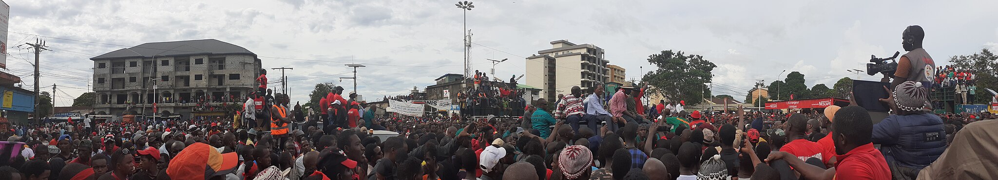 Amnesty International urges Guinea to drop charges against 13 journalists