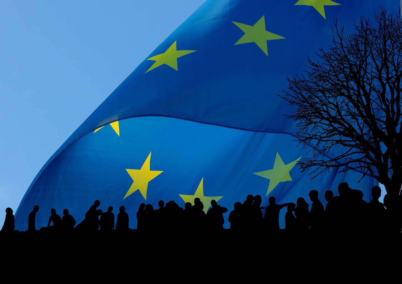EU dispatch: political accord on Crisis Regulation paves way for a new EU Migration and Asylum Pact