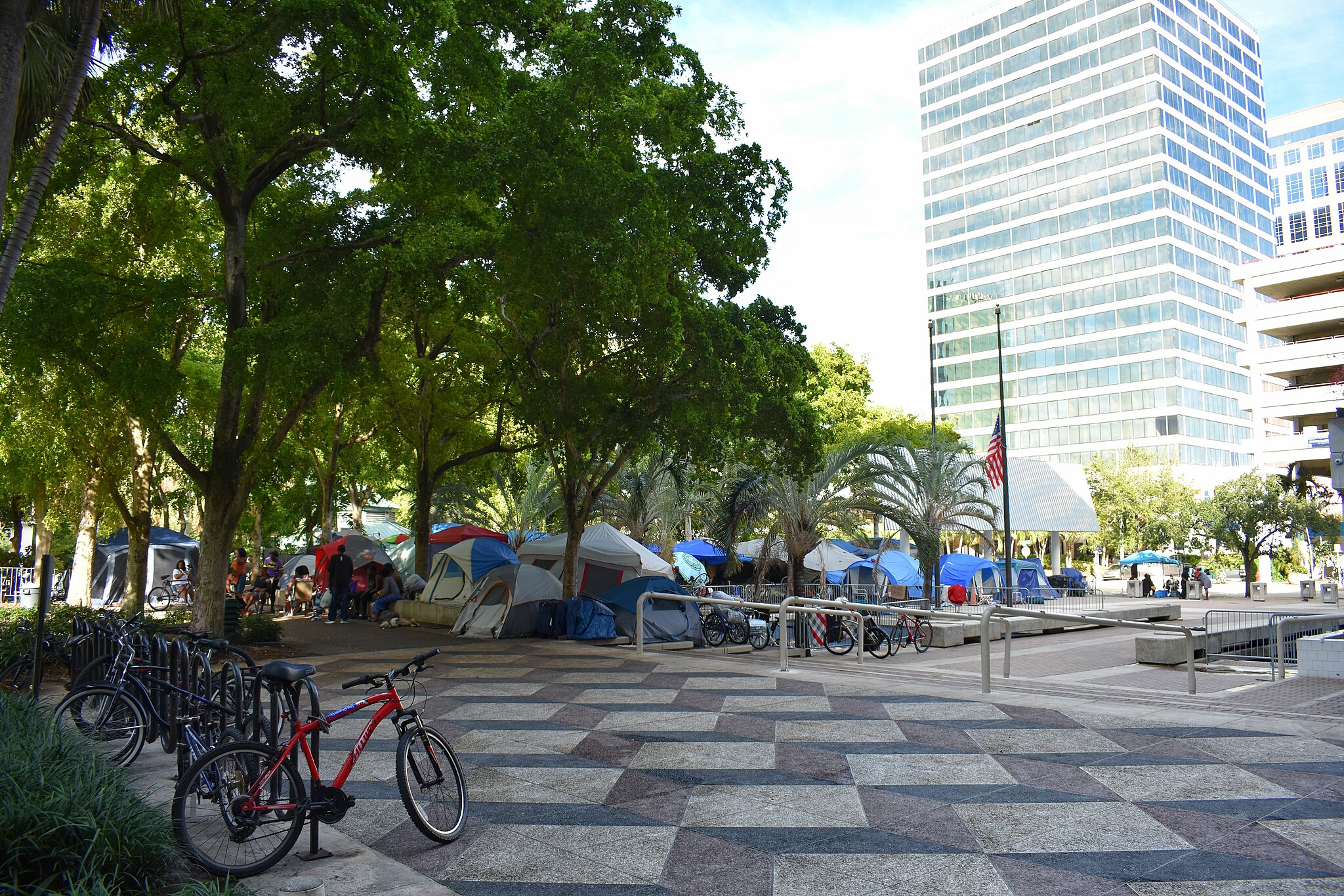 Florida governor signs law preventing homeless individuals from sleeping in public spaces