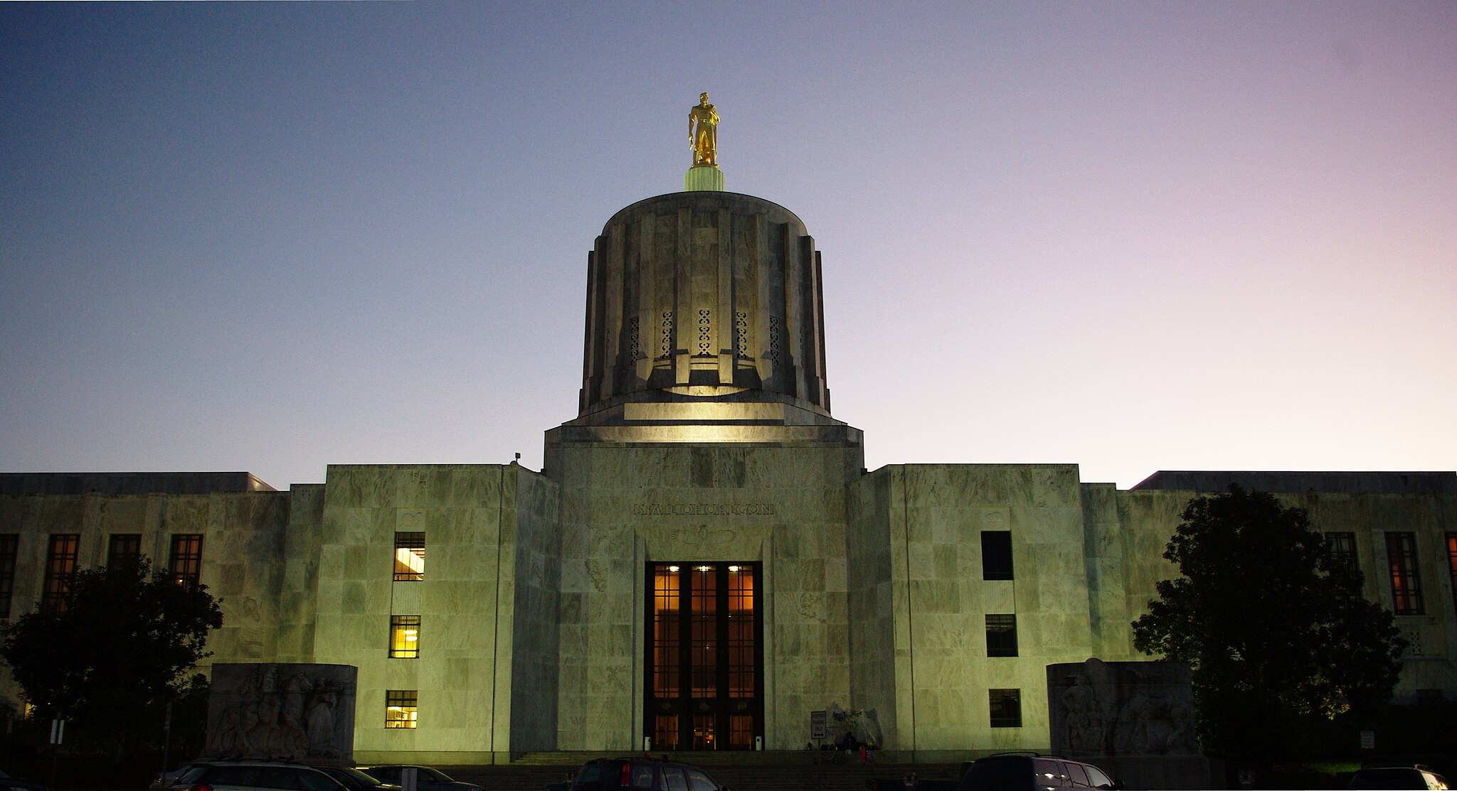 Oregon Senate passes bill to recriminalize certain drug possession crimes