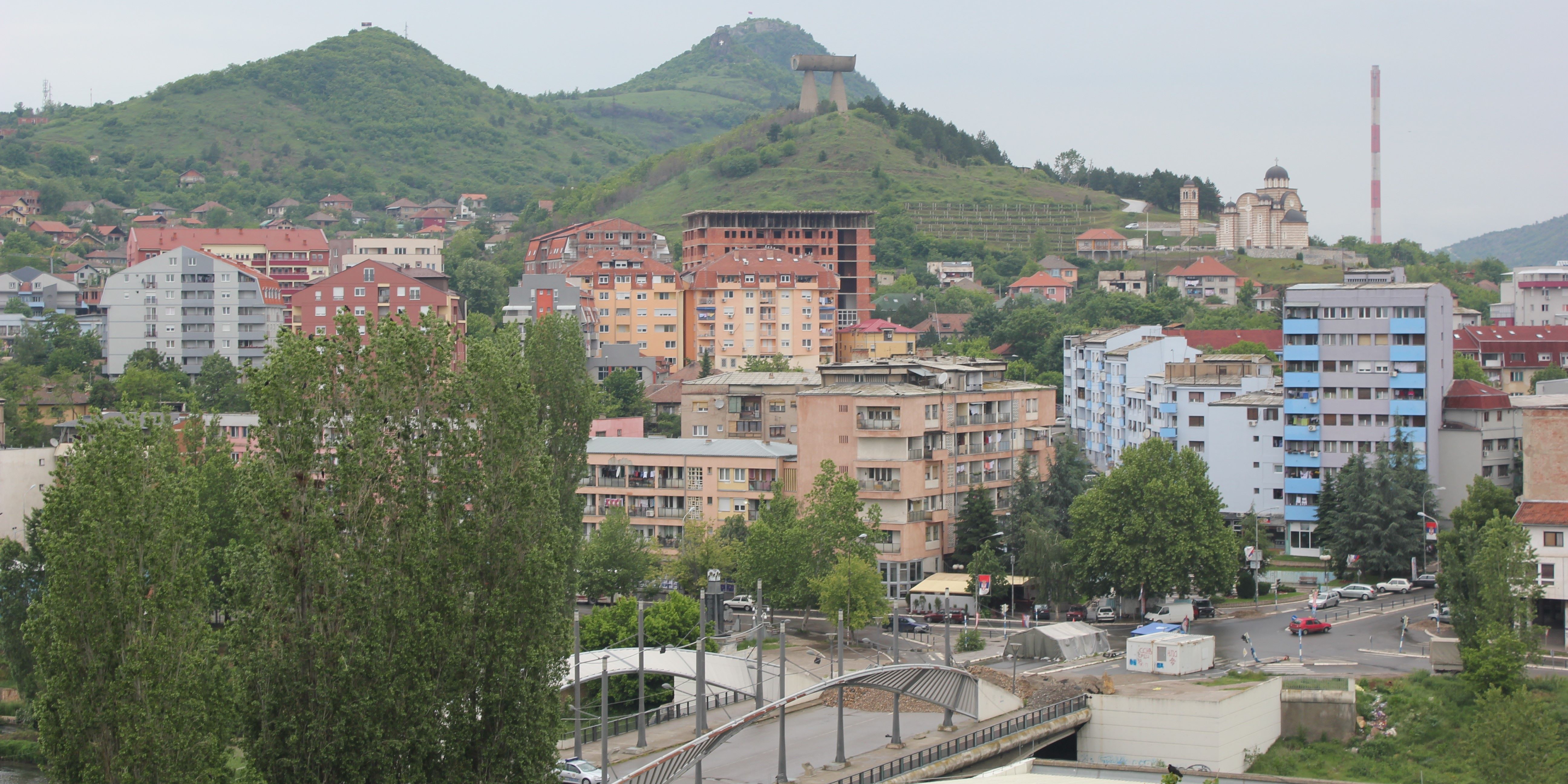 Kosovo referendum to remove Albanian mayors in Serb-dominated northern areas fails due to low turnout