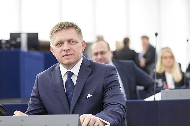 &#8216;The next few hours will be decisive&#8217; — Slovak PM Robert Fico in critical condition following assassination attempt, suspect detained