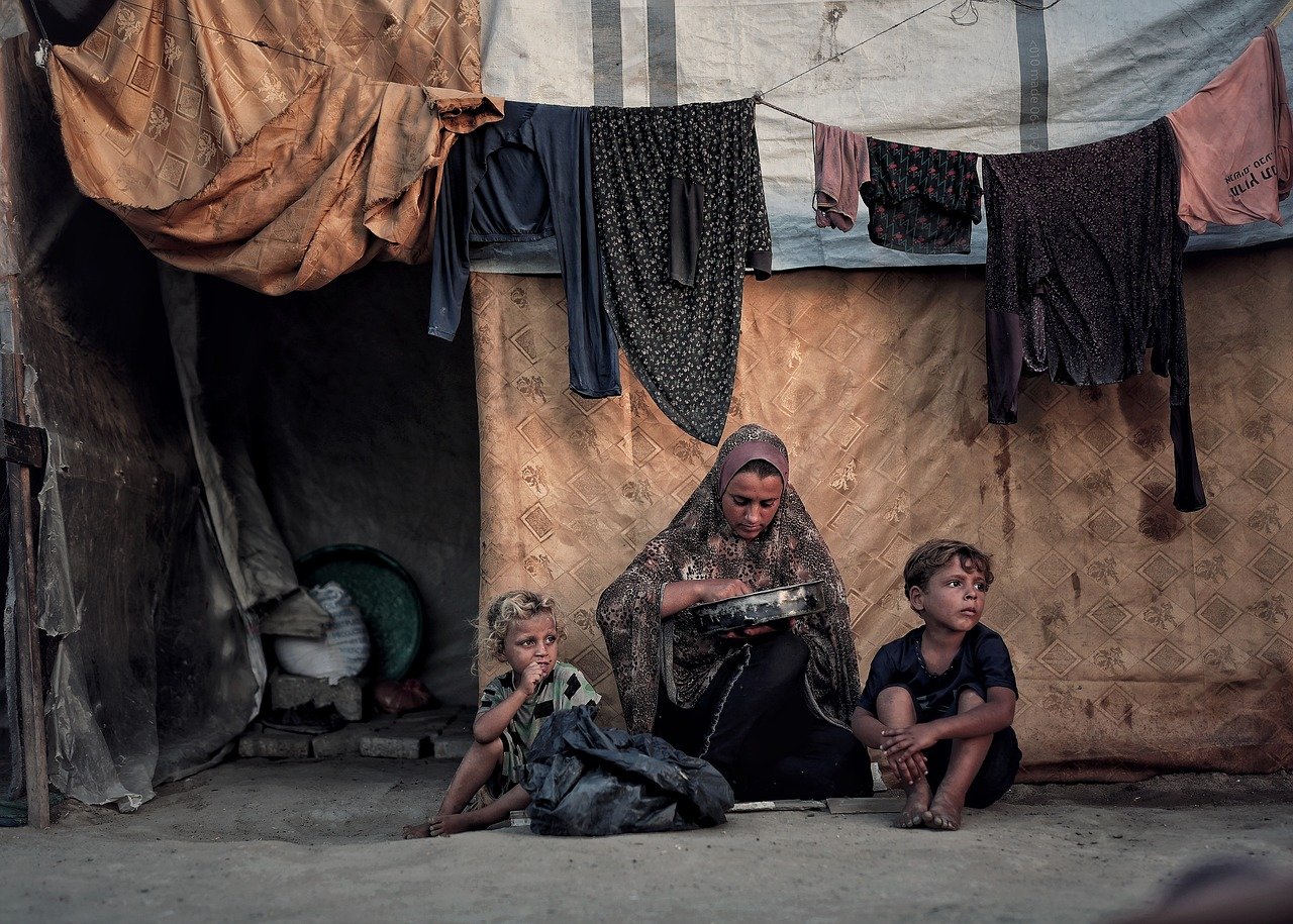 UN Commission of Inquiry calls for more protection of Palestinians affected by the war in Iran