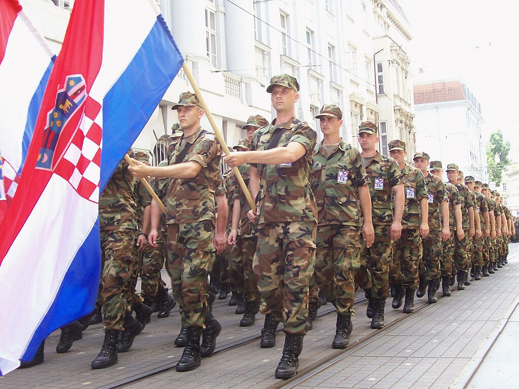 Croatia reintroduces compulsory military service