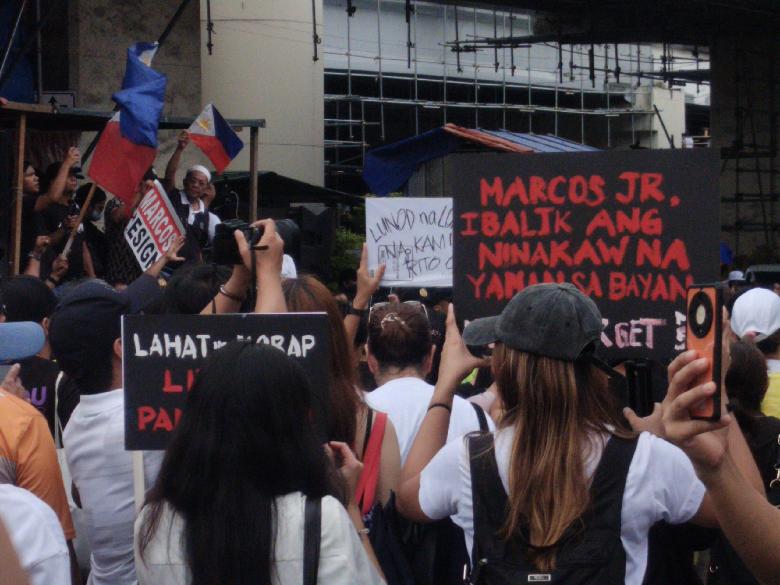Thousands protest in the Philippines demanding accountability, investigation of president