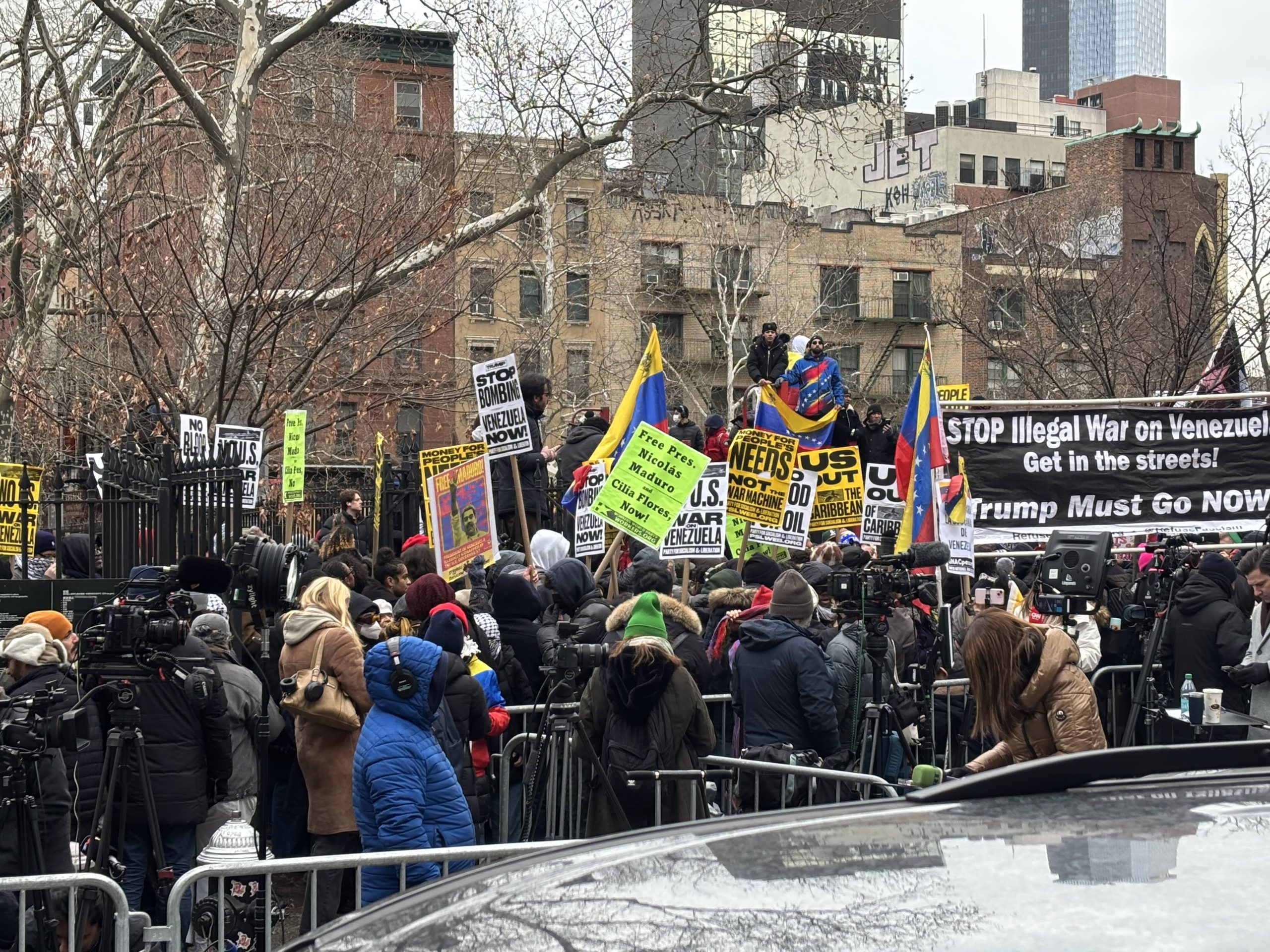 US dispatch: demonstrators rally outside of New York court during Venezuela president’s arraignment