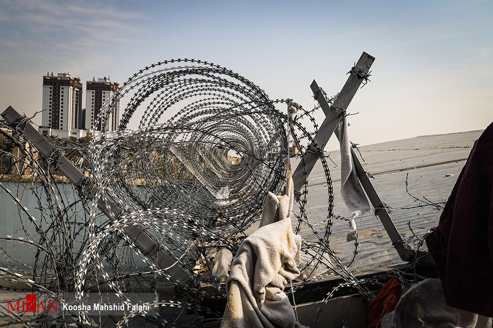 Japan demands release of citizen detained in Tehran