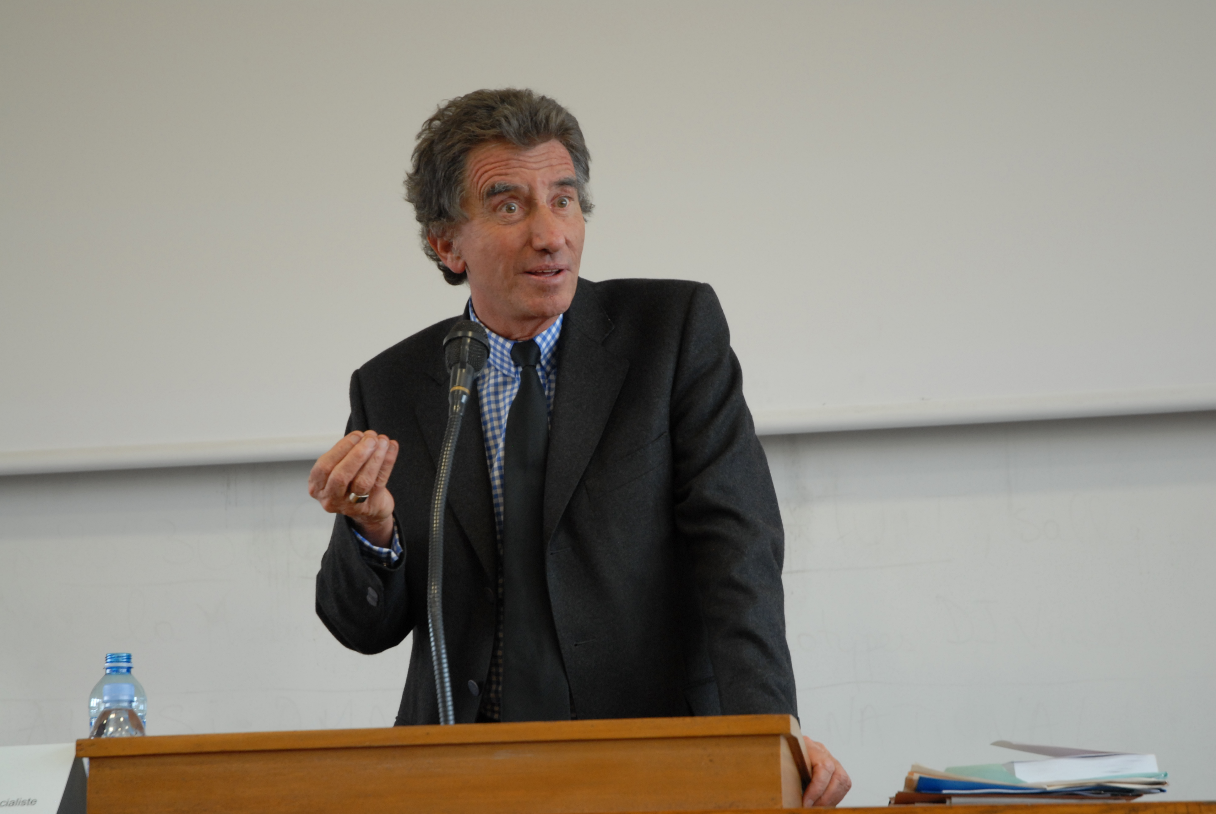 Former France cultural minister resigns after uncovered ties to Epstein