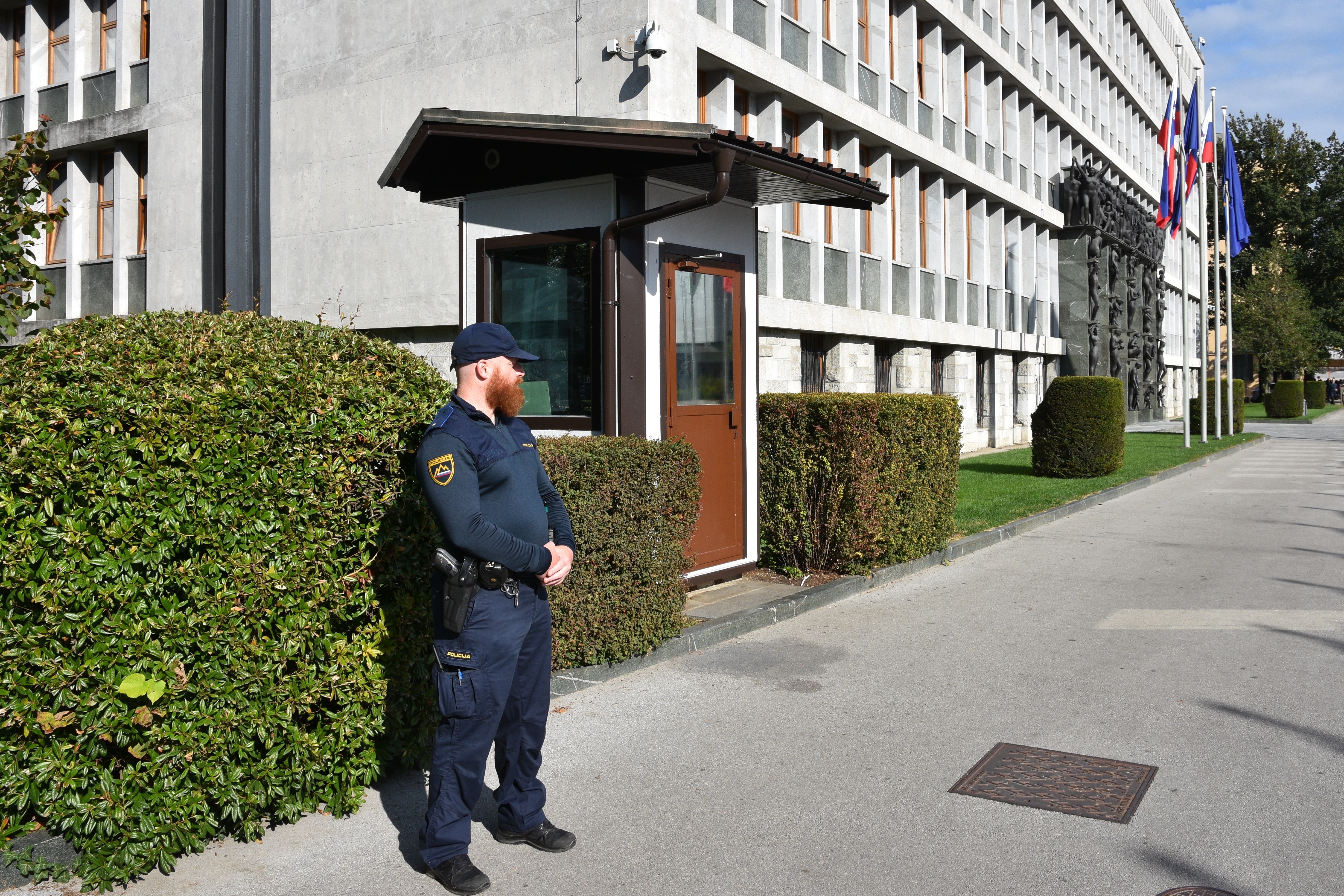 Slovenia rights coalition files appeal to challenge seizures of Roma social assistance