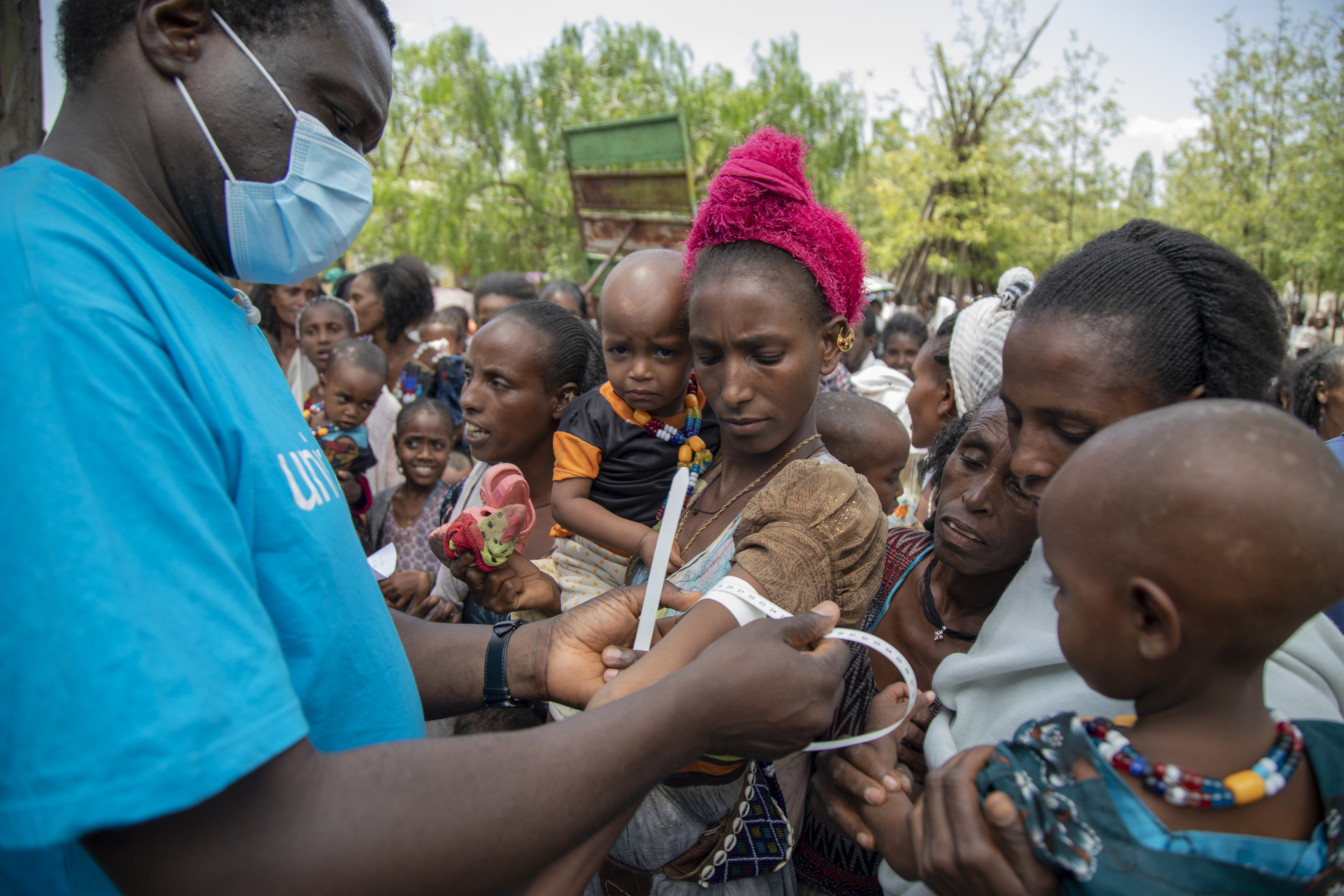 Rights center reports increased threat to journalists and aid workers in conflict zones