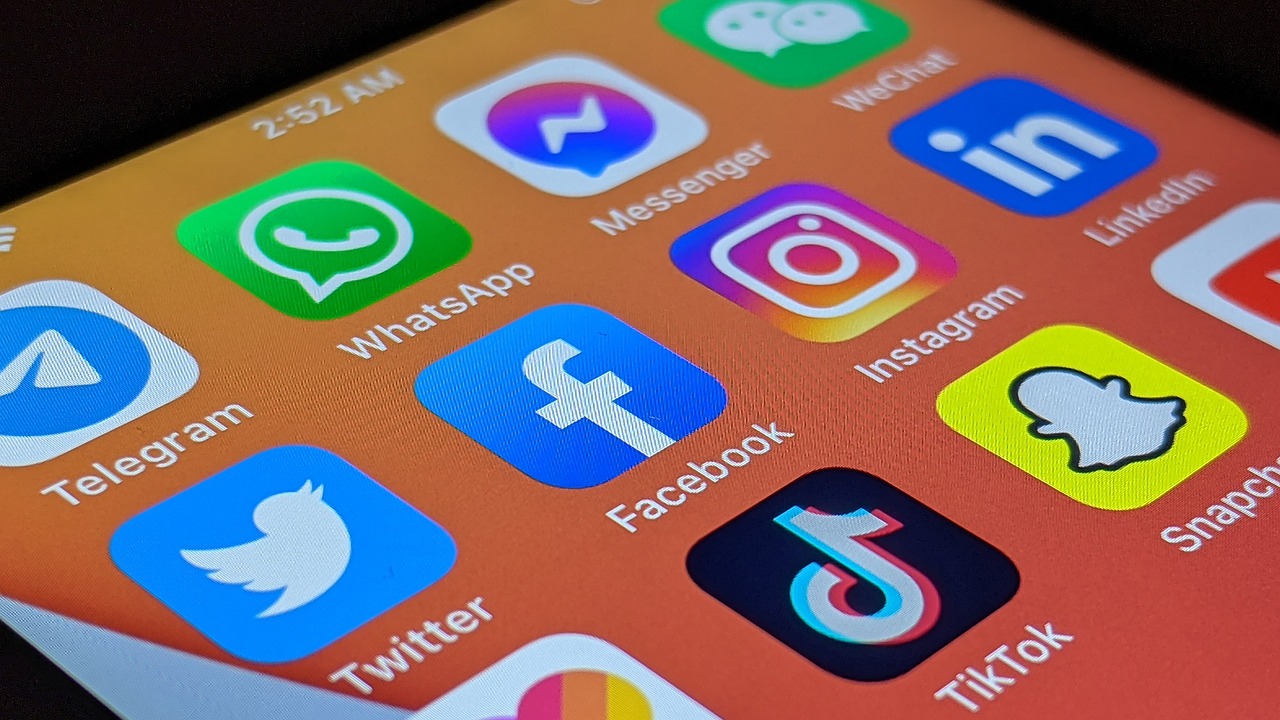 France passes new legislation banning social media for children under 15
