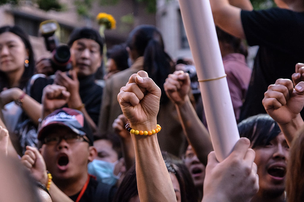 80,000 demonstrators rally in Taiwan in largest protest yet against parliamentary reforms