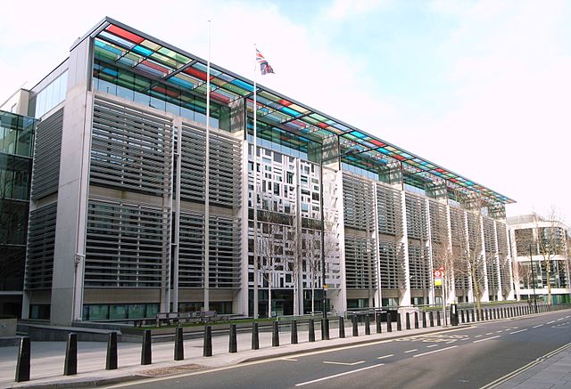 UK government announces task force to prosecute immigration lawyers who facilitate false claims