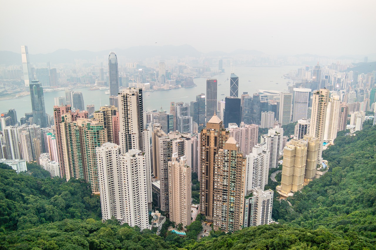 Hong Kong to grant dependent visas to same-sex couples