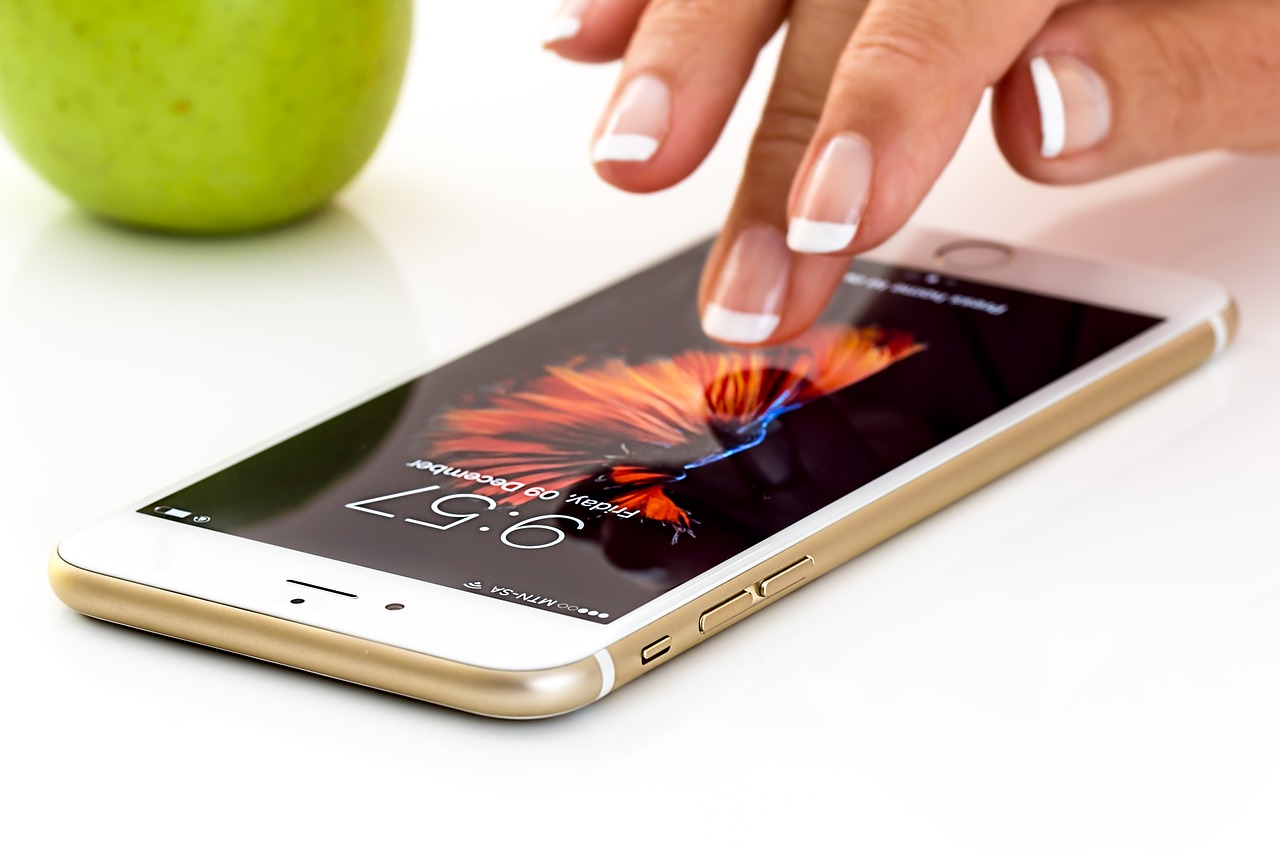 Qualcomm accuses Apple of stealing corporate secrets for benefit of Intel