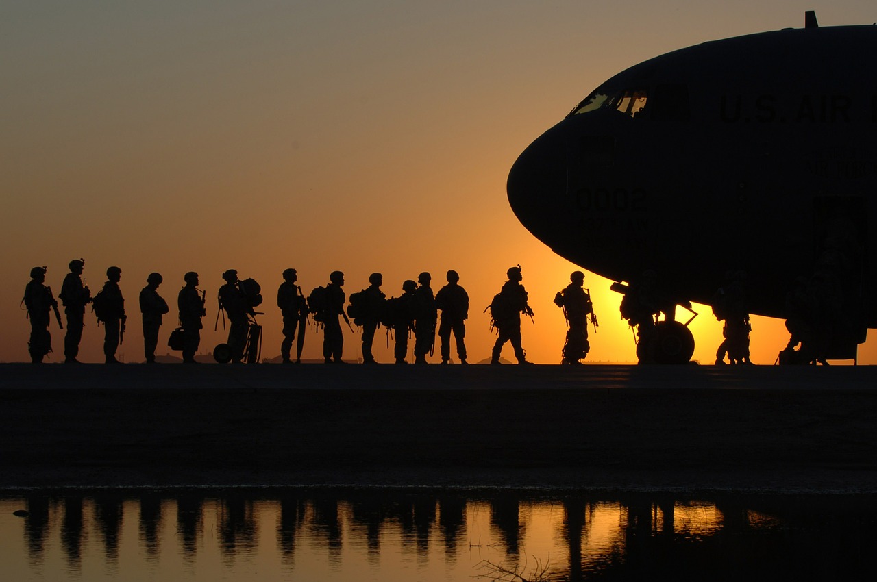 Federal appeals court dissolves injunction against transgender troop ban