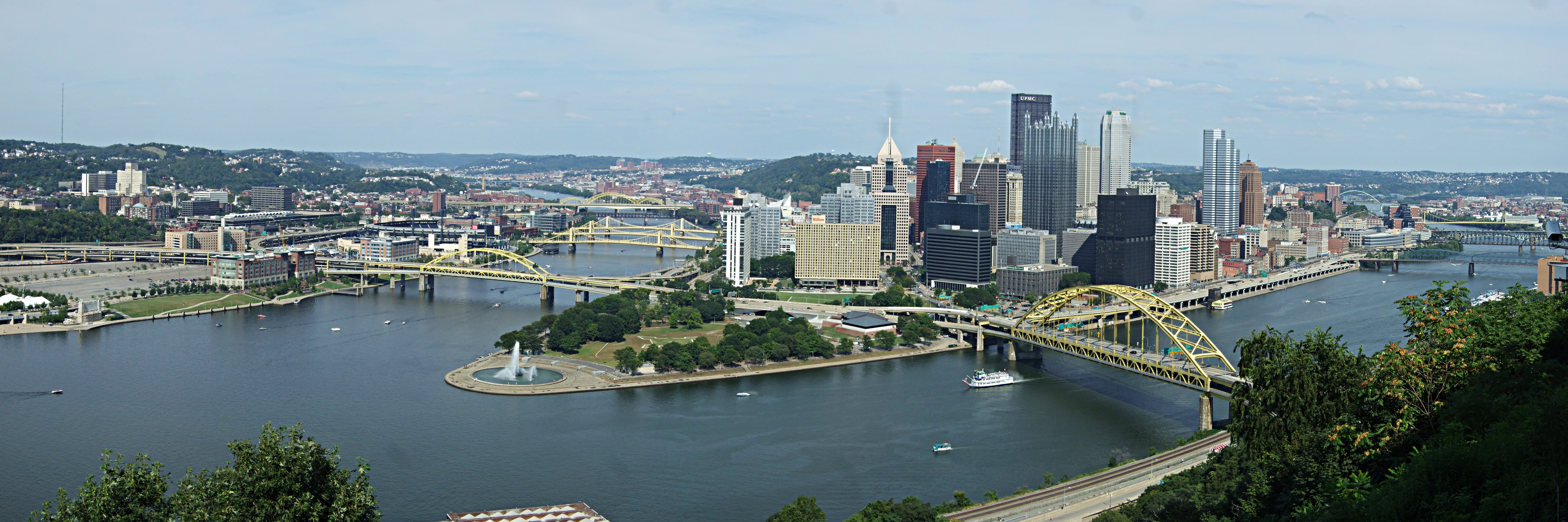 Pittsburgh mayor signs gun control laws