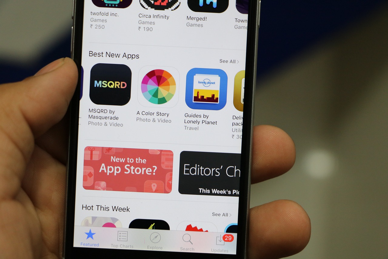 Supreme Court rules iPhone users may sue Apple for possible antitrust violations