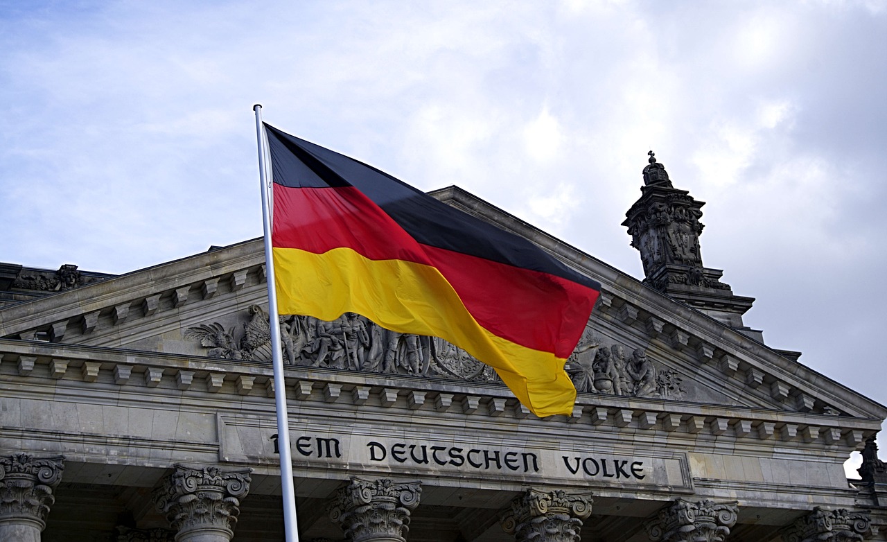 Injunction upheld in favor of German Royal Family in World War II compensation case