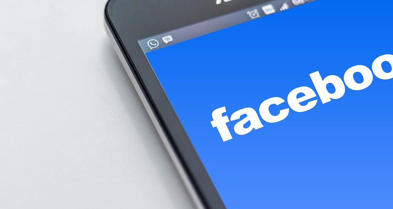 DOJ brings suit against Facebook for discriminating against US workers