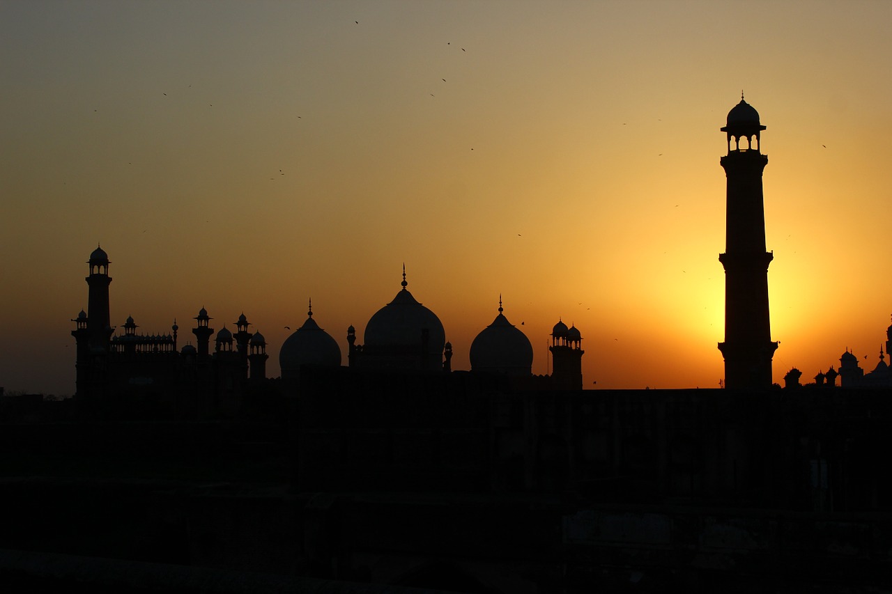 Pakistan anti-terrorism court sentences 5 for terror financing